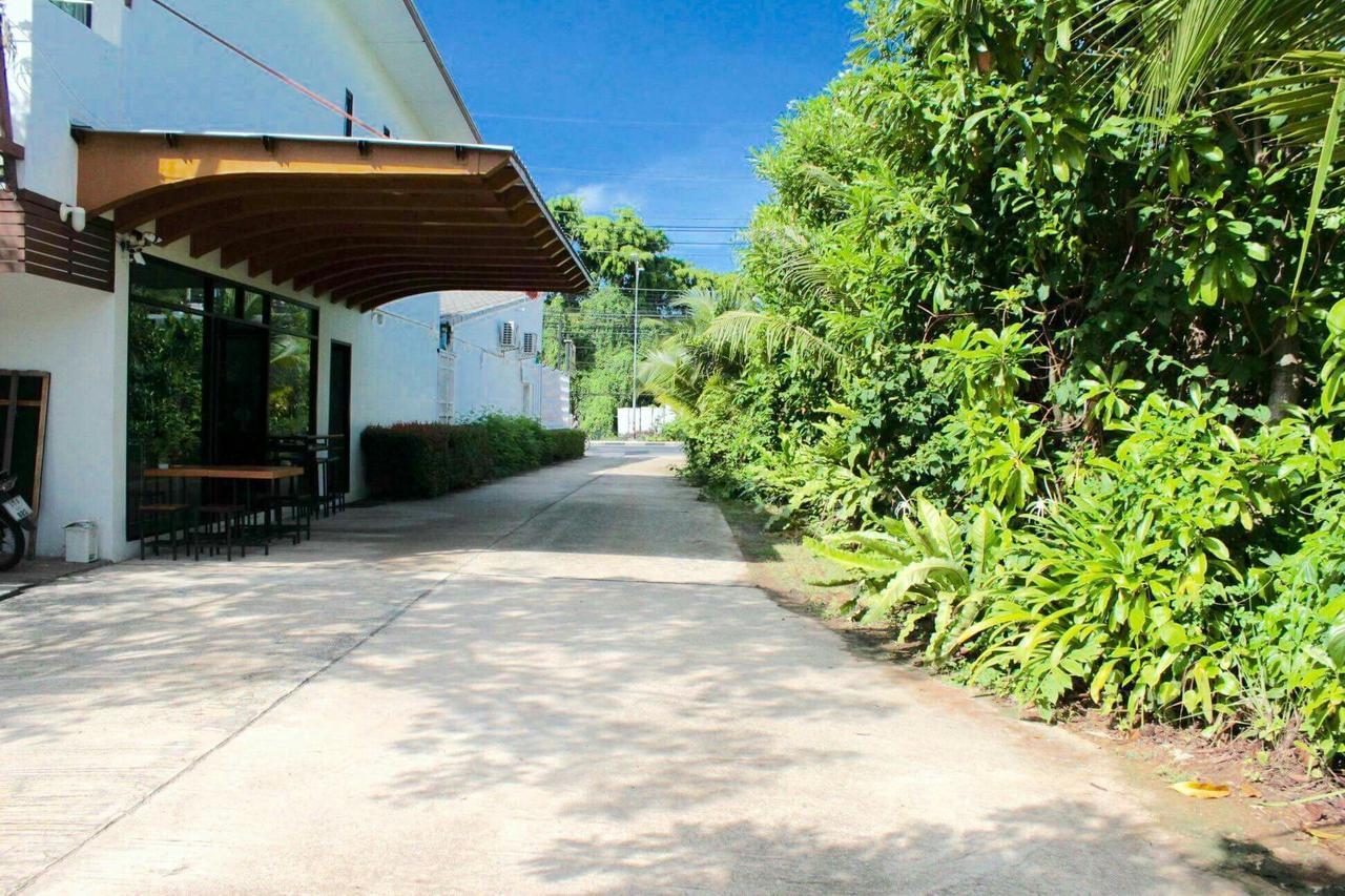 Phuthara Mansion Lägenhet Phuket Exteriör bild